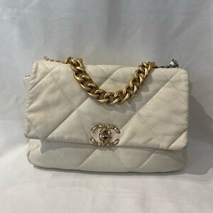 Chanel 19 Bag